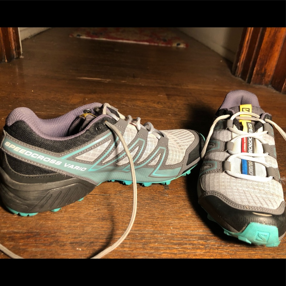 Salomon sneaker